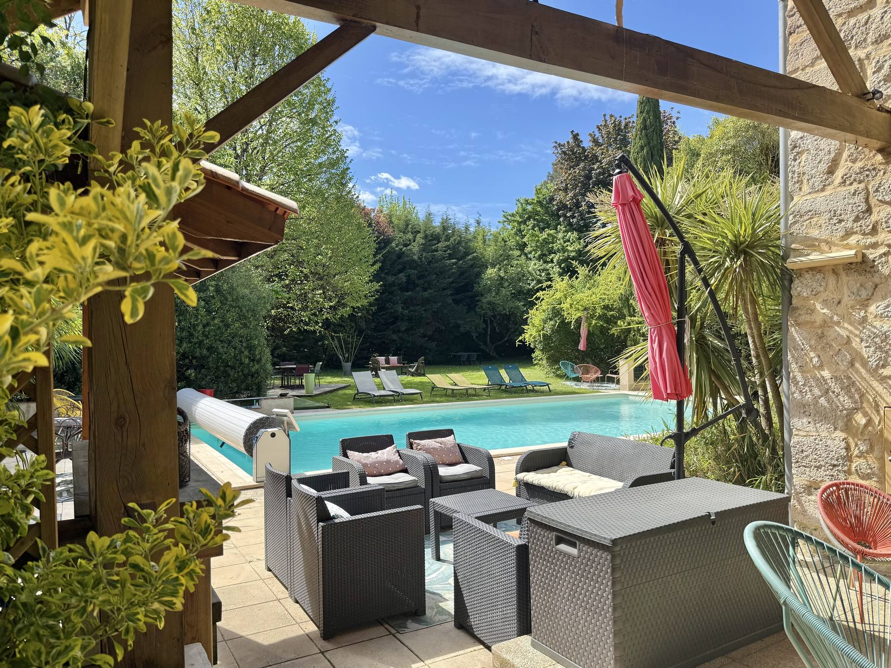The outdoor lounge